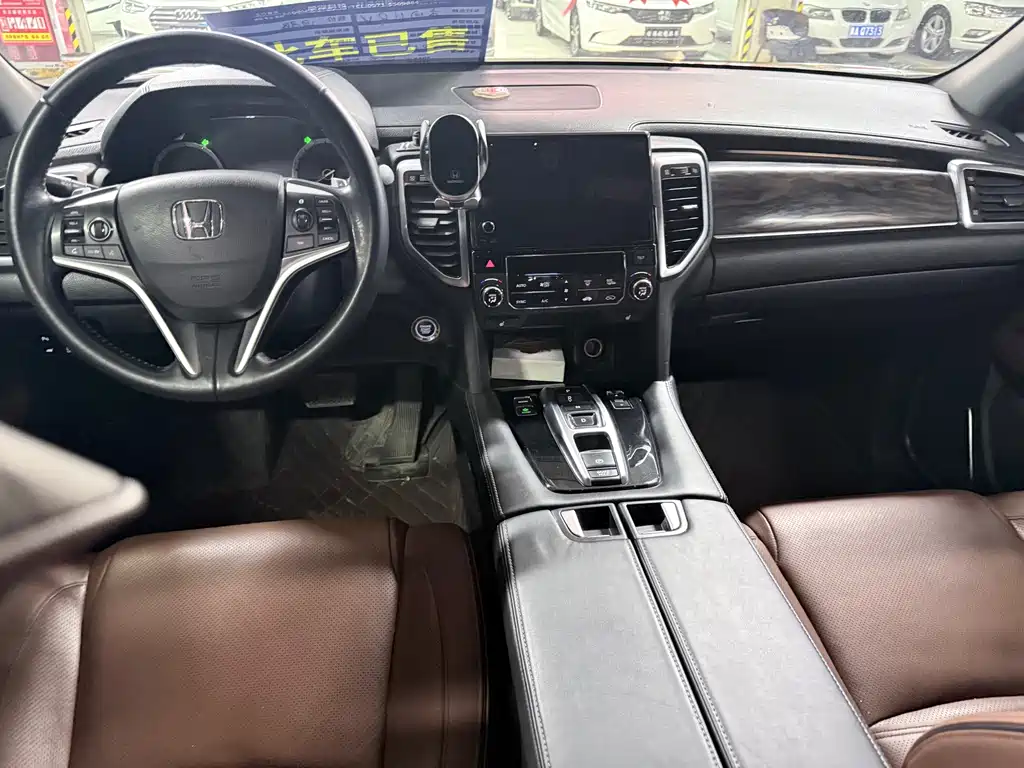Honda UR-V — миниатюра 12