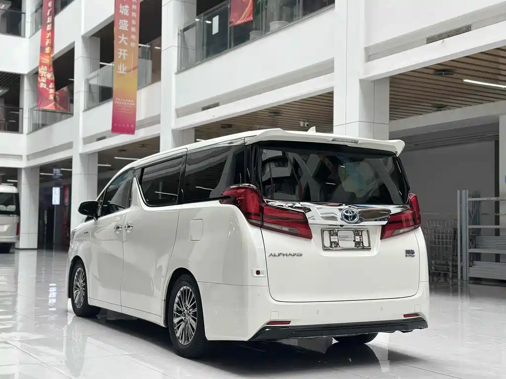 TOYOTA ELFA