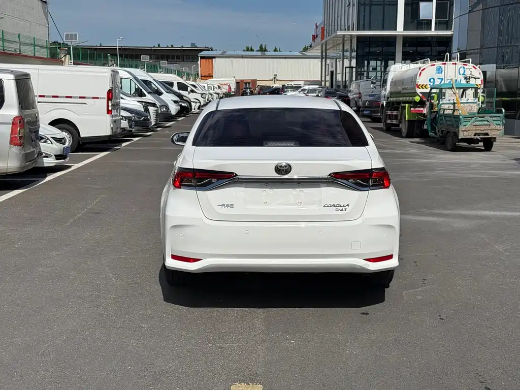 Toyota Corolla — миниатюра 9