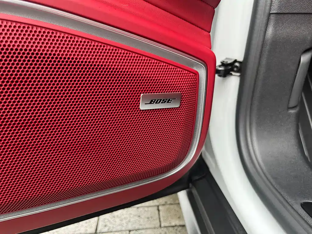 Porsche Panamera Hybrid — миниатюра 15