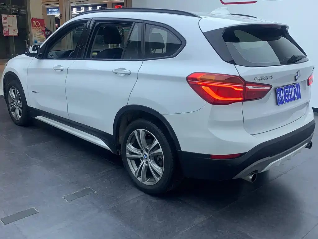 BMW X1 — миниатюра 15
