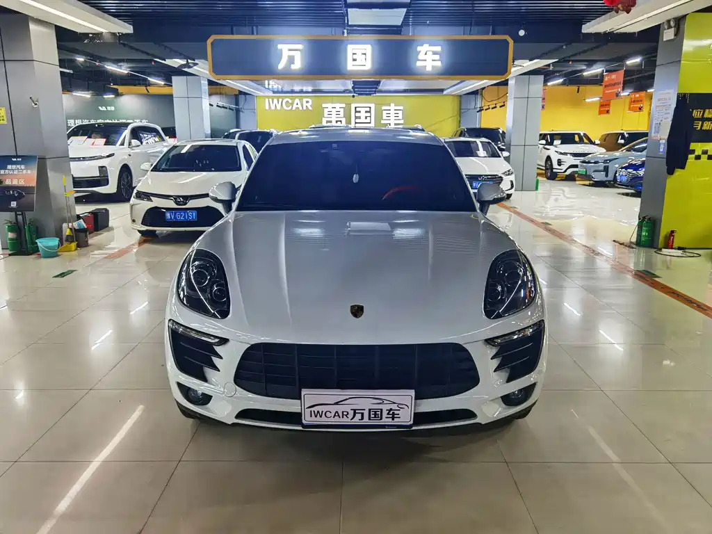 Porsche Macan — миниатюра 2