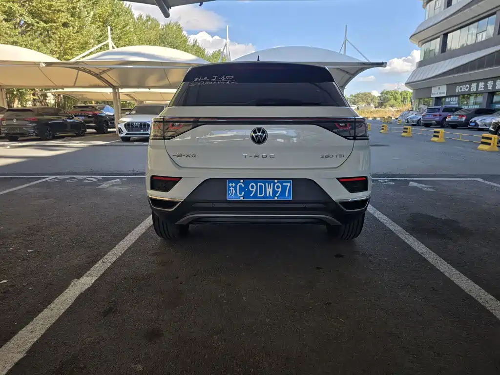 Volkswagen T-Roc — миниатюра 21