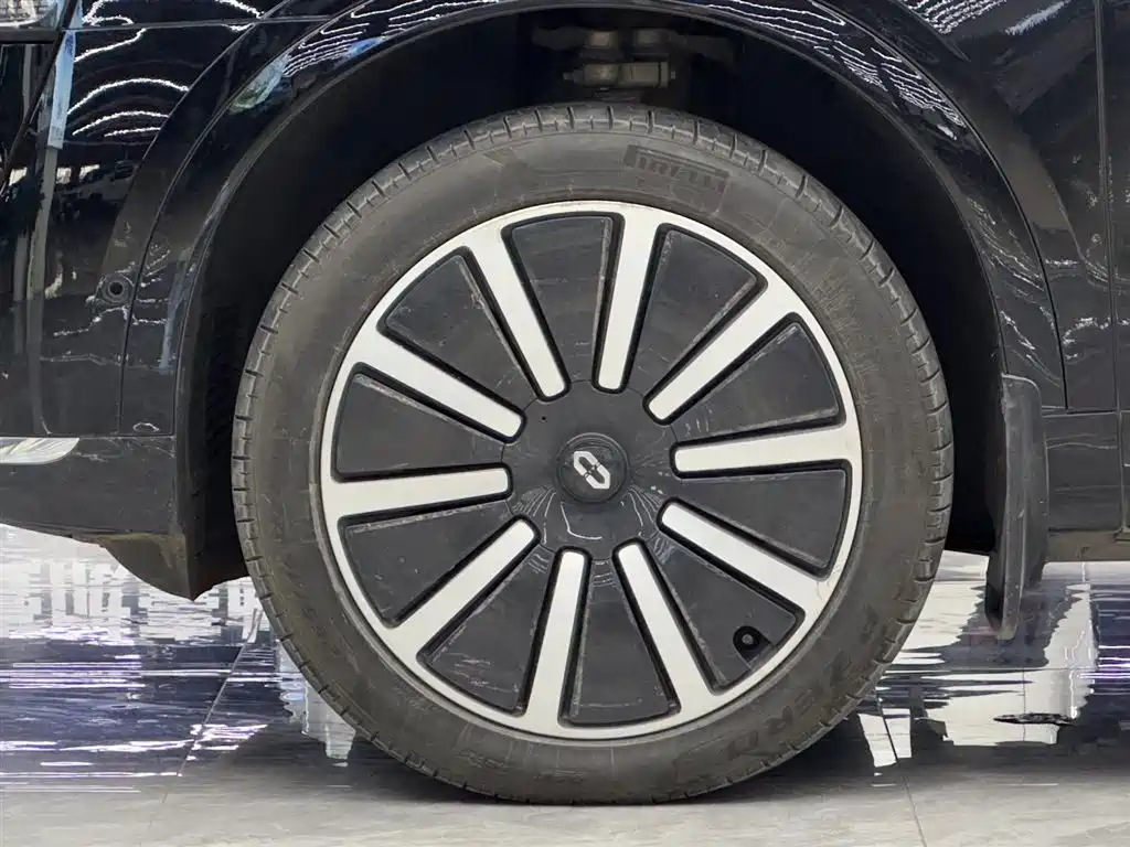 Aito M9 2024 Max 42kWh 6 мест