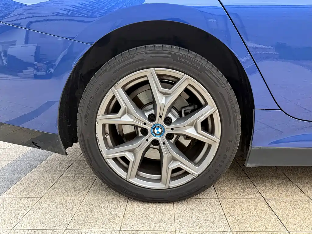BMW i3 — миниатюра 11