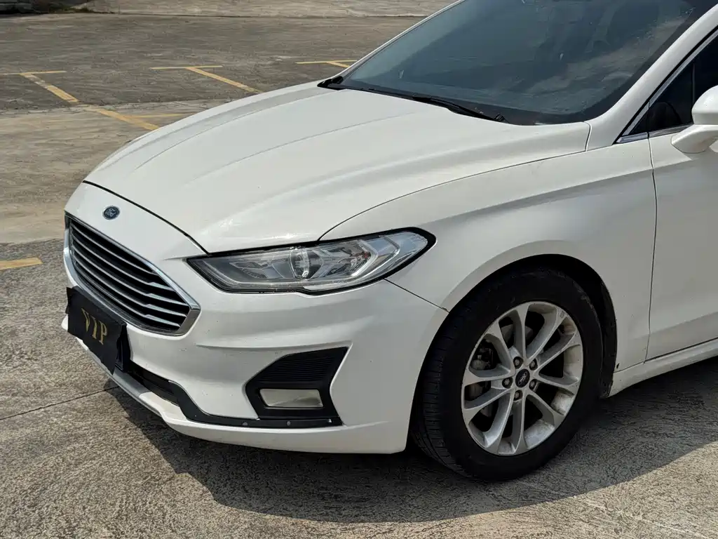 Ford Mondeo — миниатюра 5