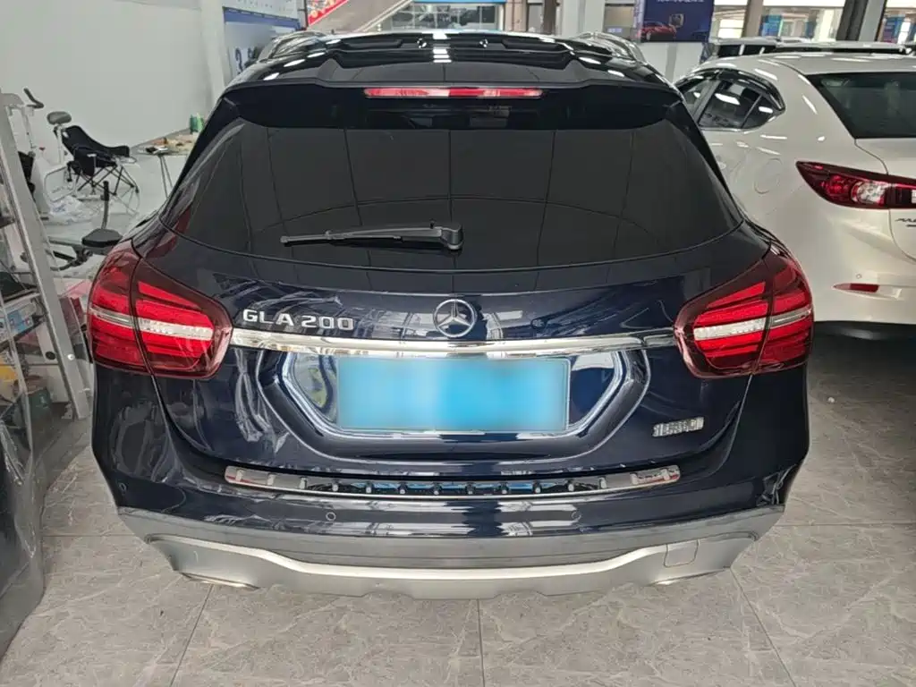 Mercedes-Benz GLA — миниатюра 6