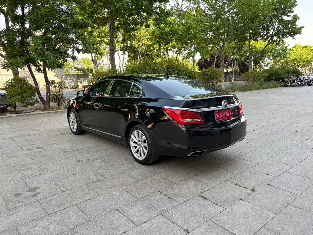 Buick LaCrosse — миниатюра 6