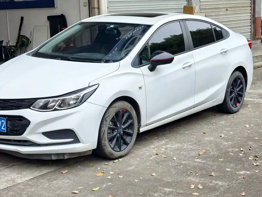 Chevrolet Cruze — миниатюра 7