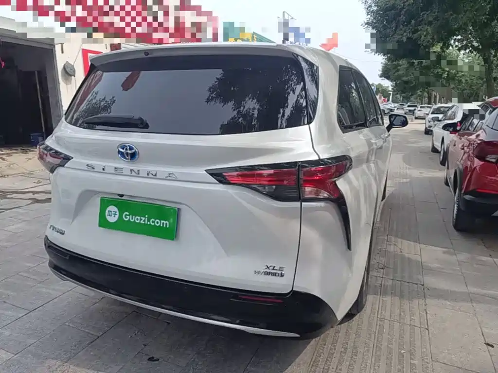 Toyota Sienna 2021 2.5L Luxury