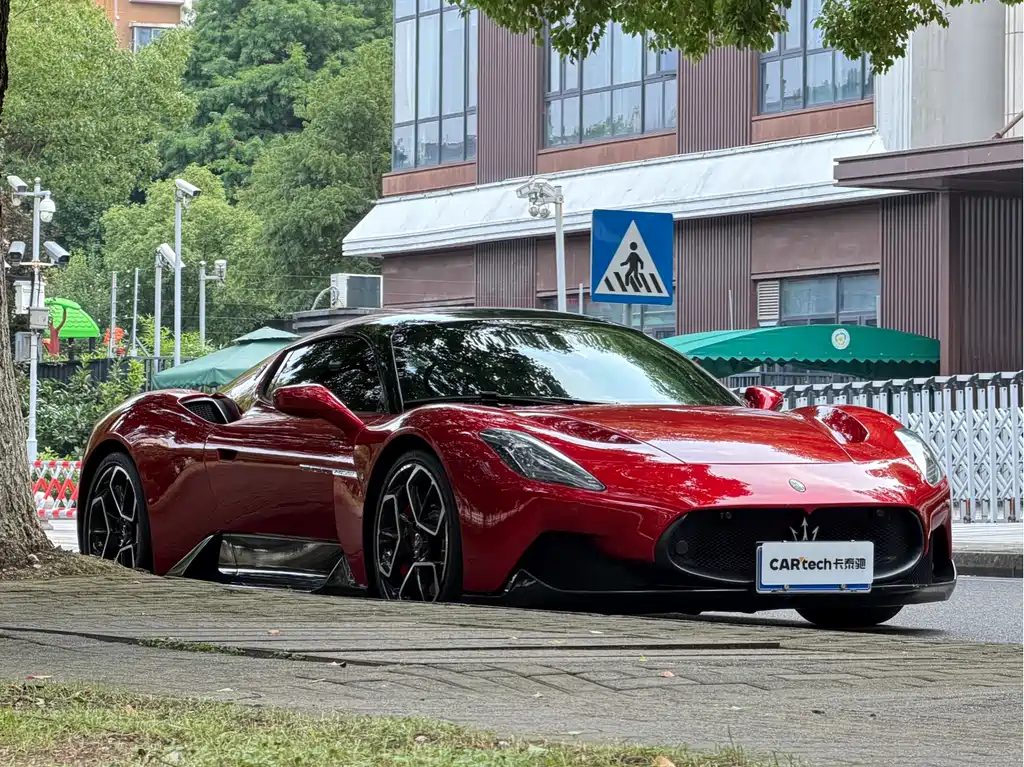 Maserati MC20 2020 3.0T Standard
