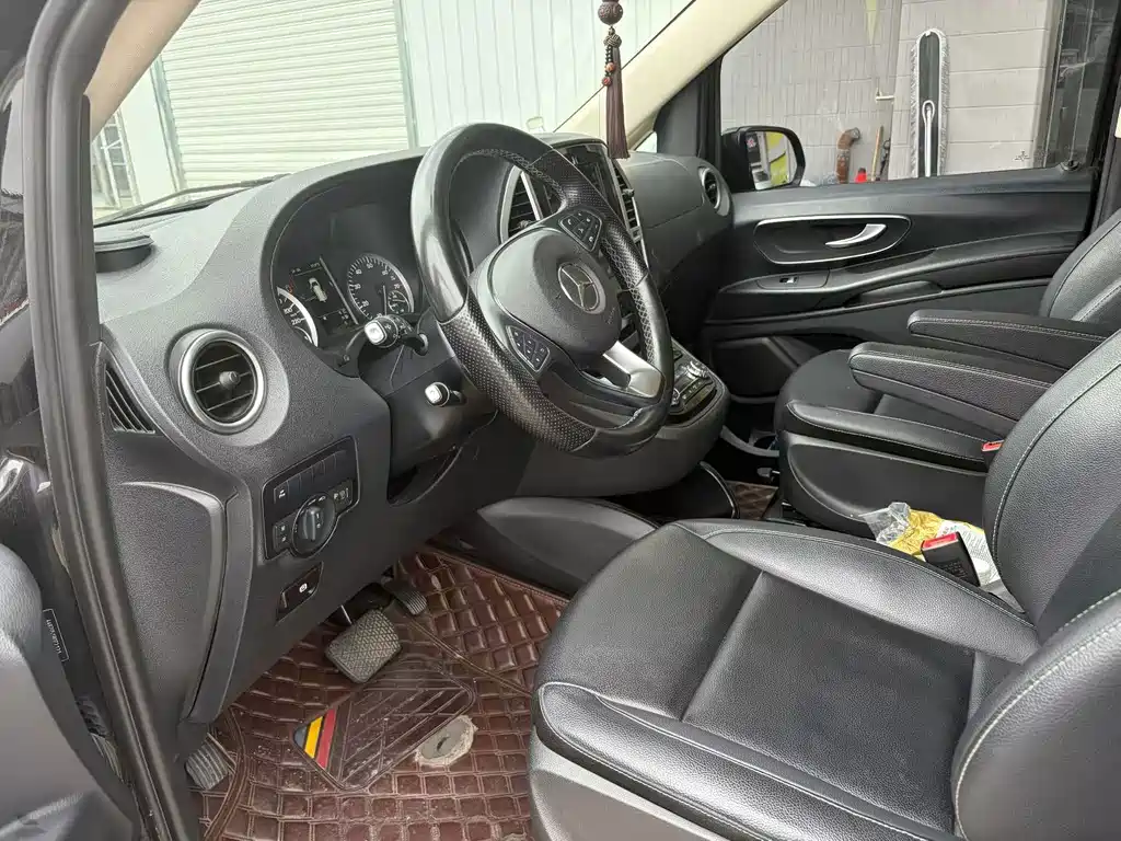 Mercedes-Benz Vito — миниатюра 4
