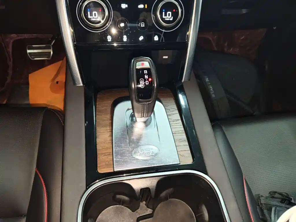 Land Rover Discovery Sport — миниатюра 14