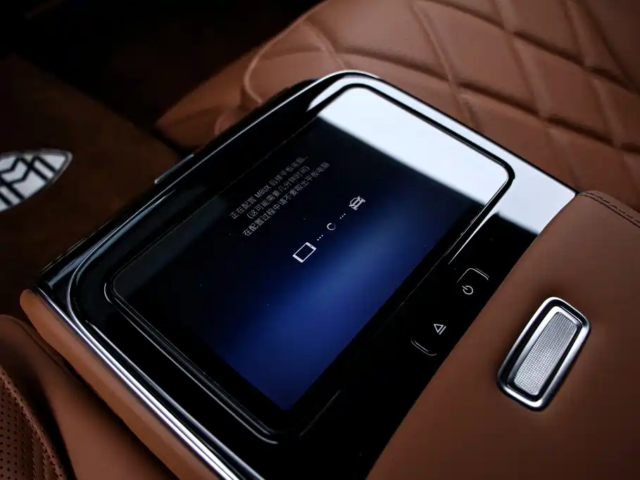 Mercedes-Benz S-Class — миниатюра 19