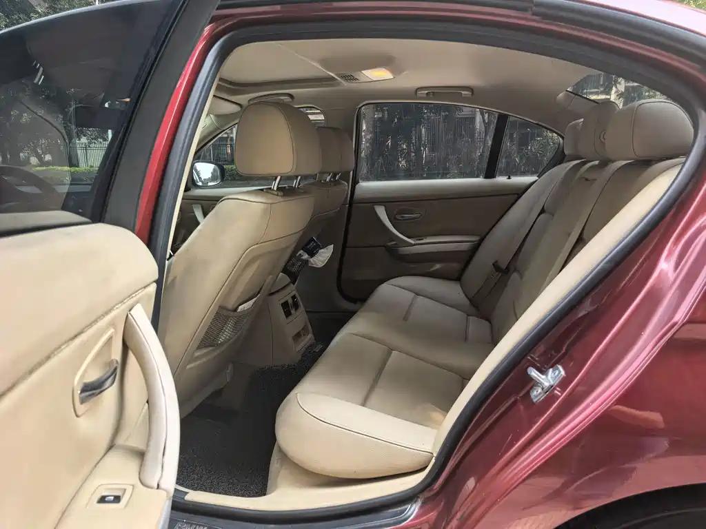 BMW 3 Series — миниатюра 9