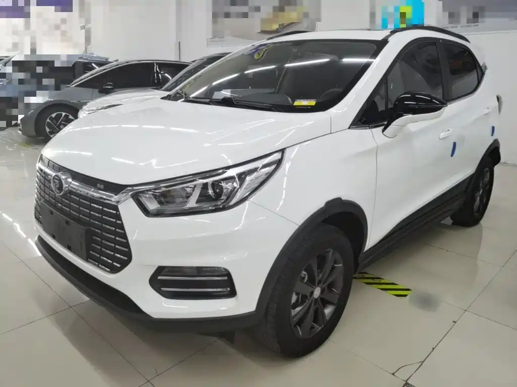 BYD Yuan EV — миниатюра 2