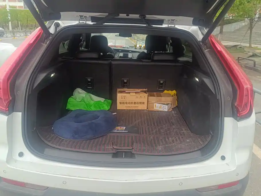 Cadillac XT4 — миниатюра 4
