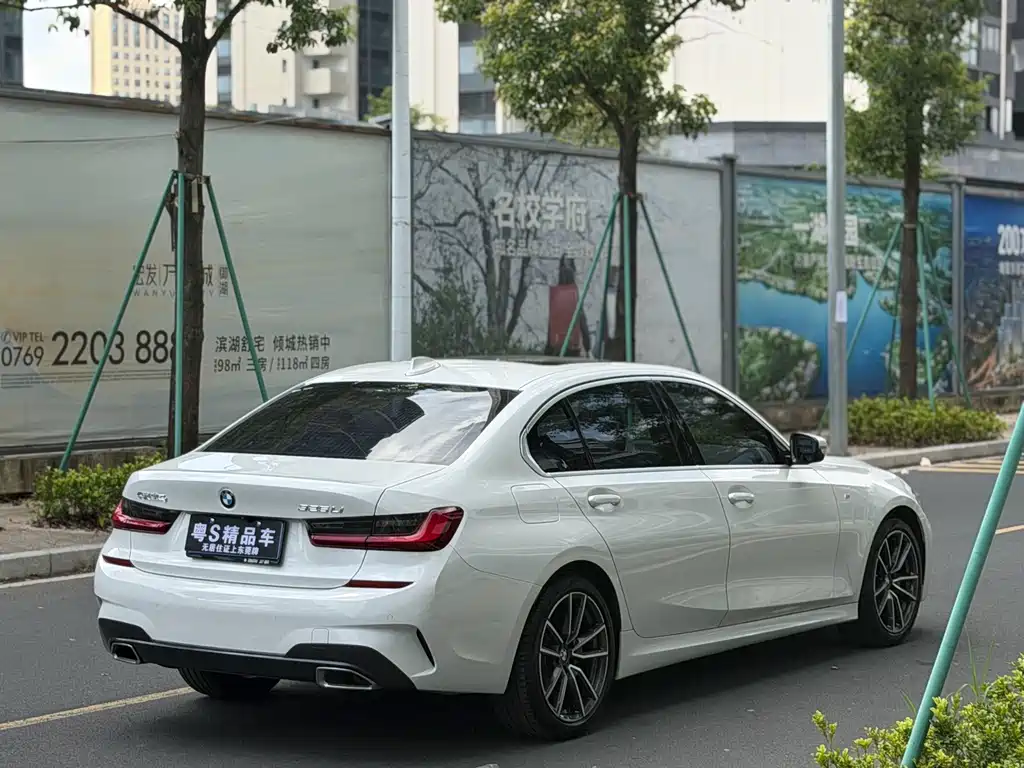 BMW 3 Series — миниатюра 9