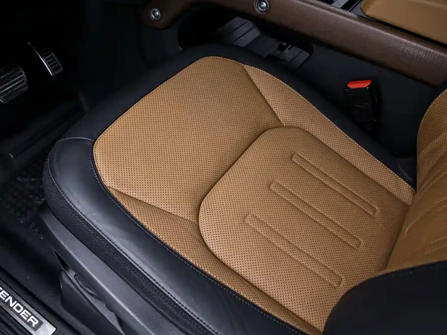Land Rover Defender — миниатюра 15