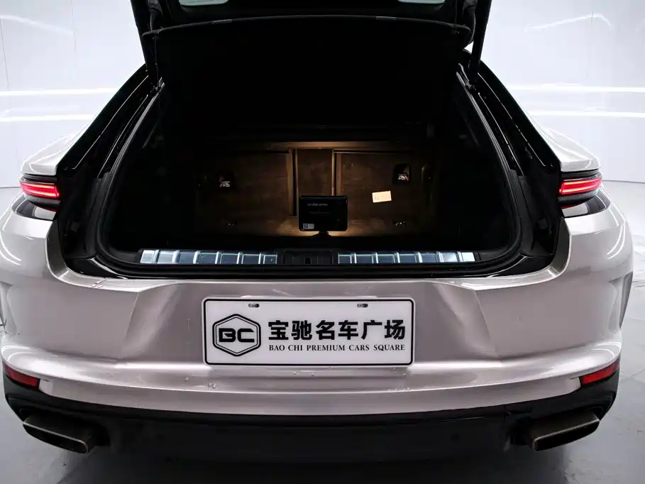 Porsche Panamera — миниатюра 18