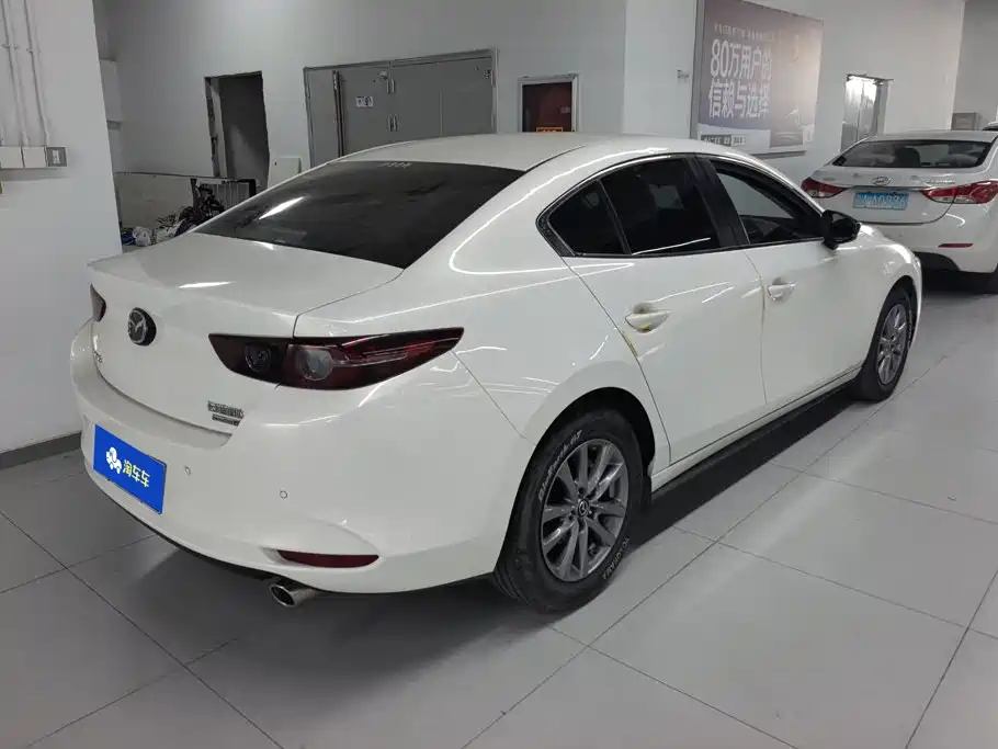 Mazda 3 Axela — миниатюра 3