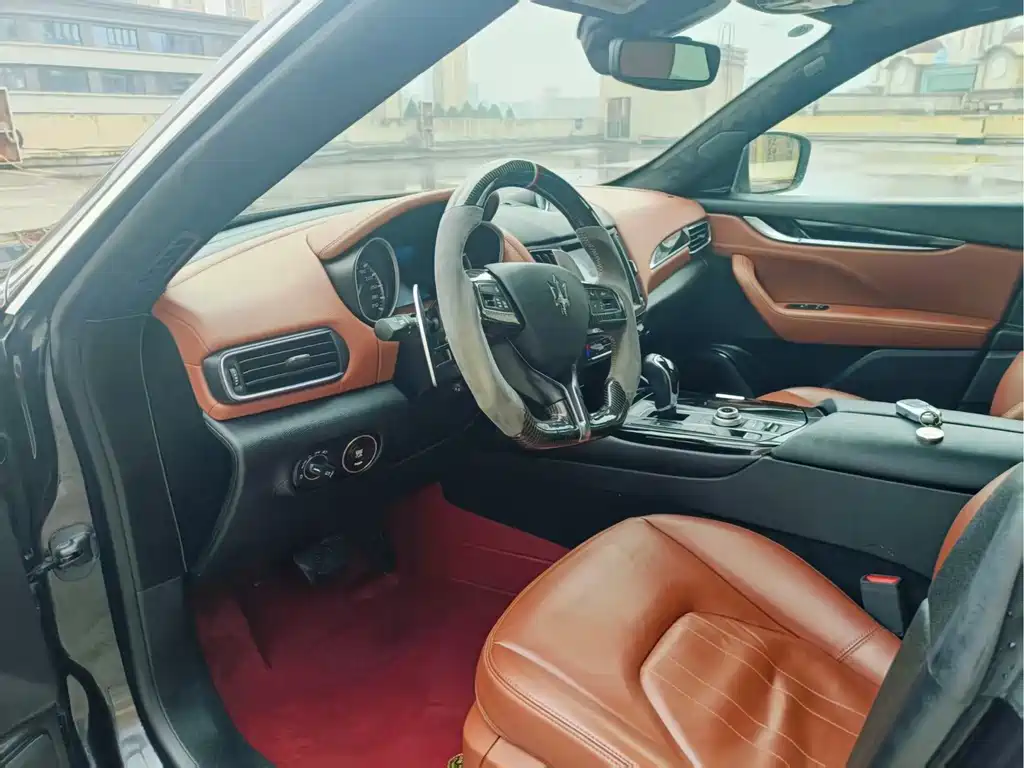 Maserati Levante — миниатюра 4