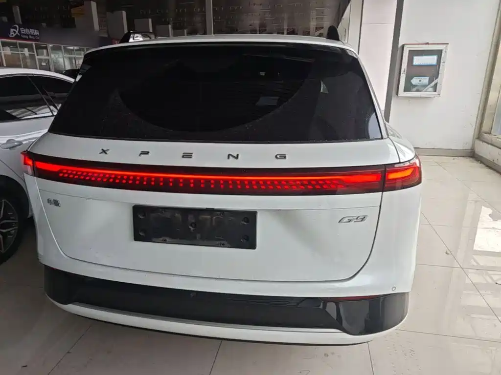 XPeng G9 — миниатюра 6