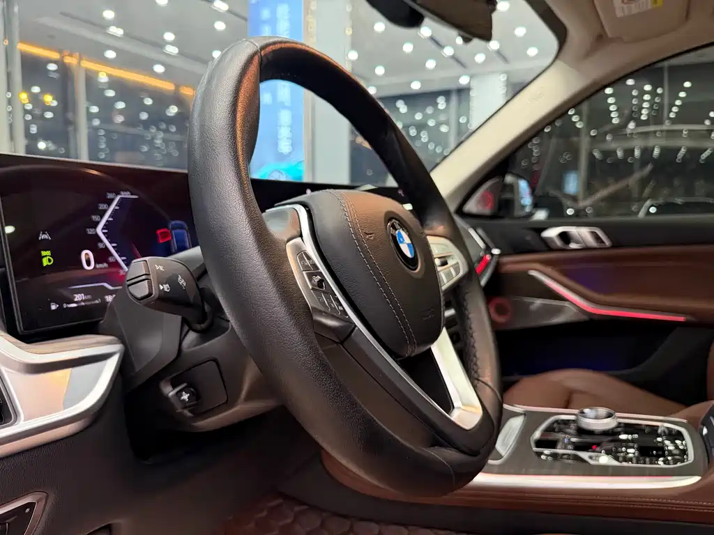 BMW X7 2023 — фото 17