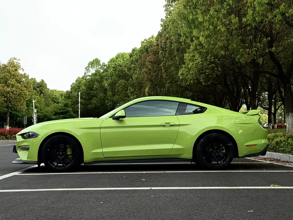 Ford Mustang 2020 2.3L EcoBoost