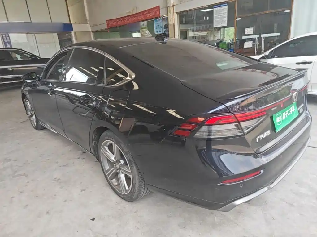 Honda Accord — миниатюра 5