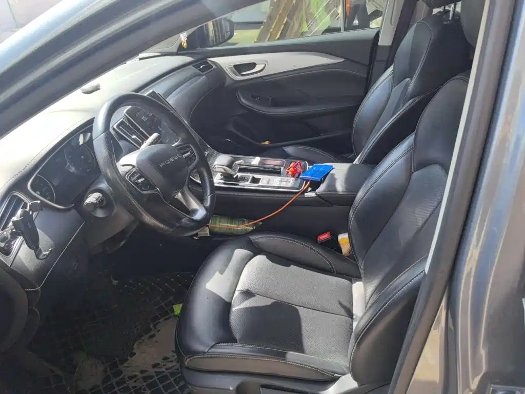 Roewe i6 MAX New Energy — миниатюра 16