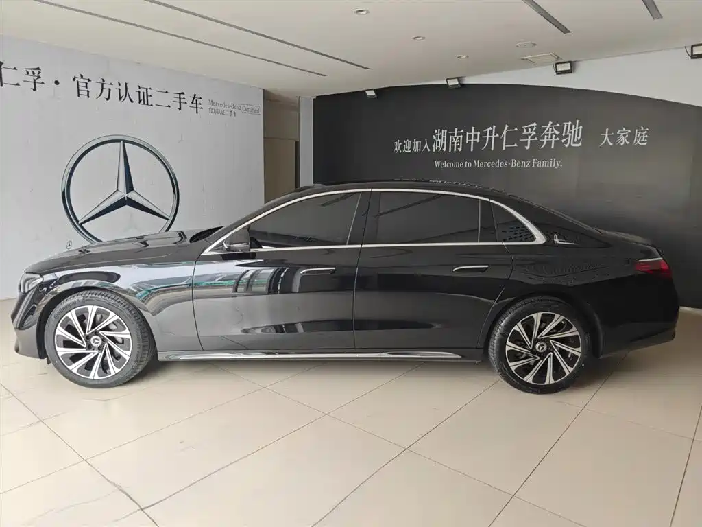 Mercedes-Benz E-Class — миниатюра 4