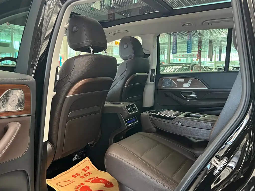 Mercedes-Benz GLS — миниатюра 9
