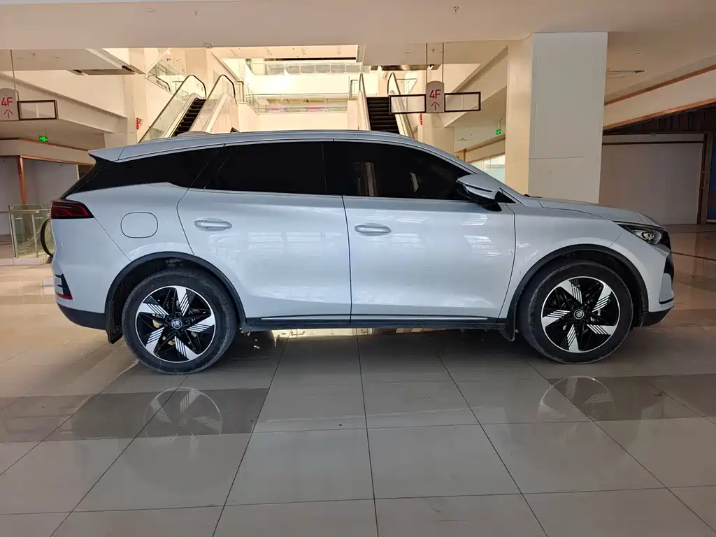 BYD Tang PHEV 2024 — фото 14