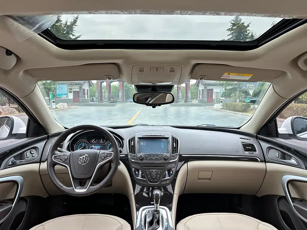 Buick Regal — миниатюра 12