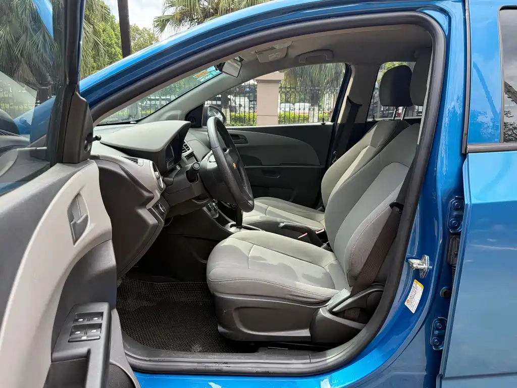 Chevrolet Aveo 2014 1.4SL AT Fashion