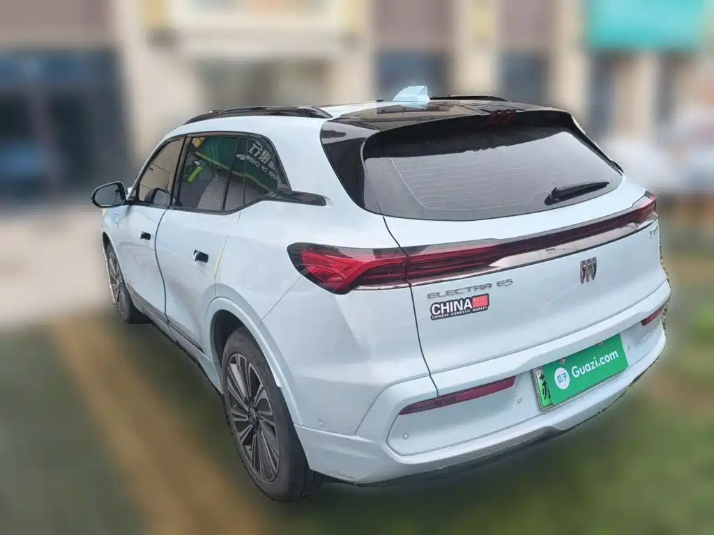 Buick E5 — миниатюра 4