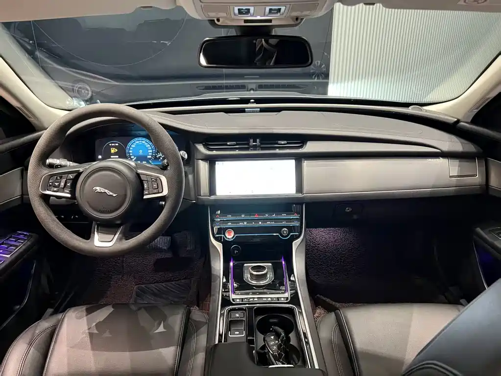 Jaguar XFL 2021 XFL 2.0T P200 Elite Luxury
