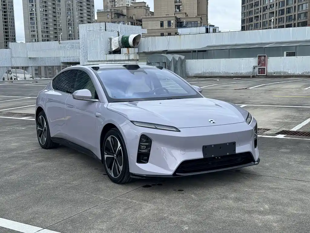 NIO ET5 — миниатюра 2