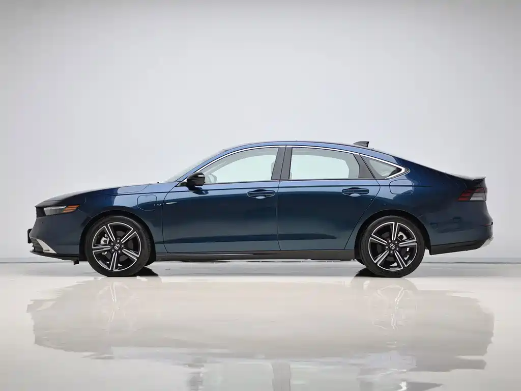 Honda Accord New Energy — миниатюра 7