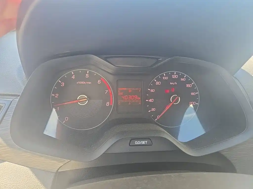 Baojun 310W — миниатюра 12