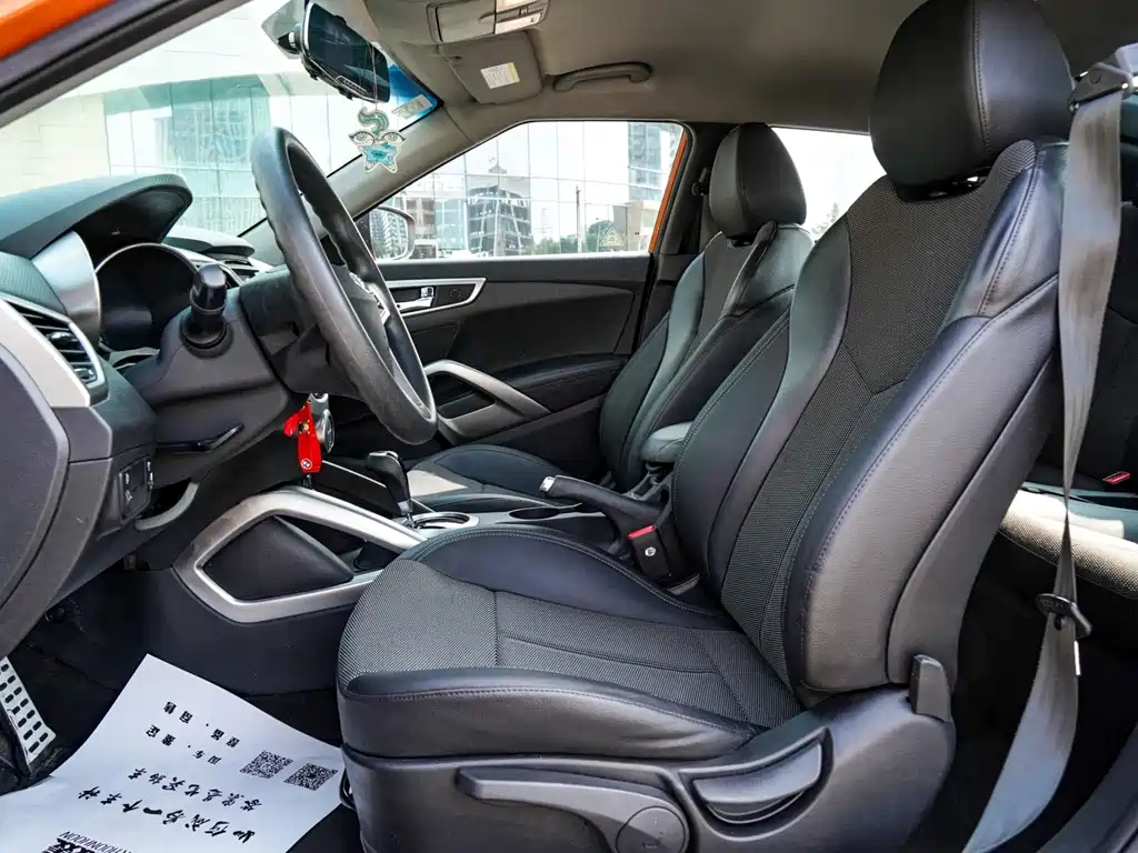 Hyundai Veloster — миниатюра 18