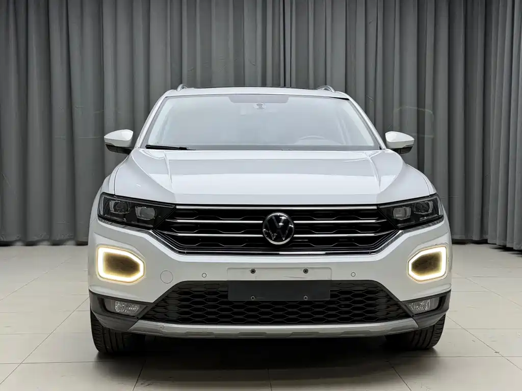 Volkswagen T-Roc — миниатюра 2