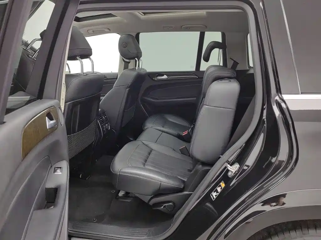 Mercedes-Benz GLS — миниатюра 15
