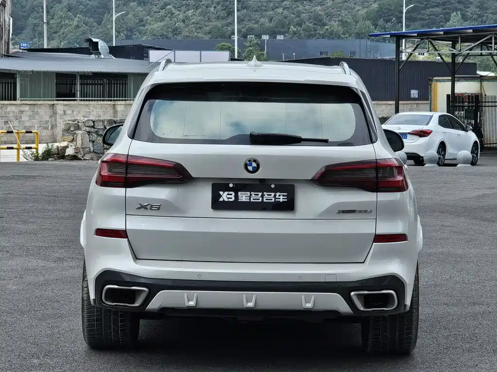 BMW X5 — миниатюра 11