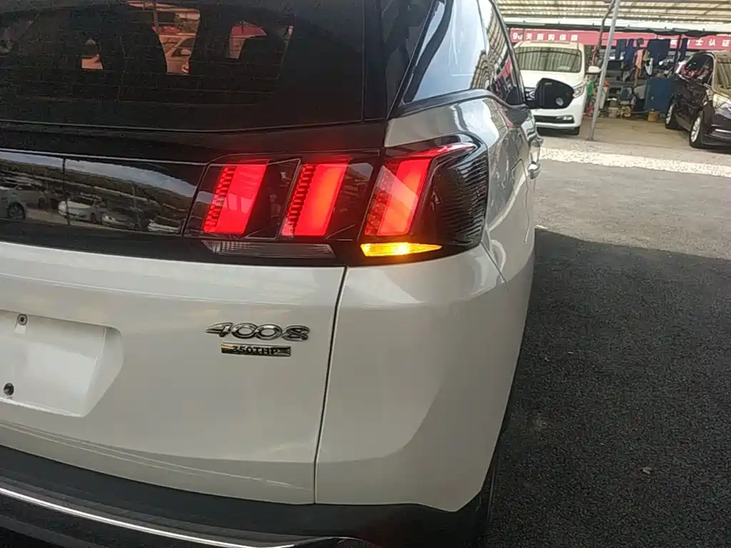 Peugeot 4008 — миниатюра 8