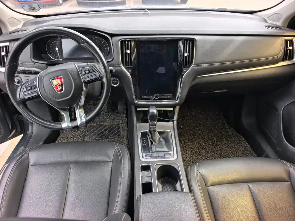 Roewe i6 Classic — миниатюра 11