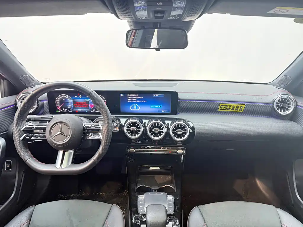 Mercedes-Benz A-Class — миниатюра 9