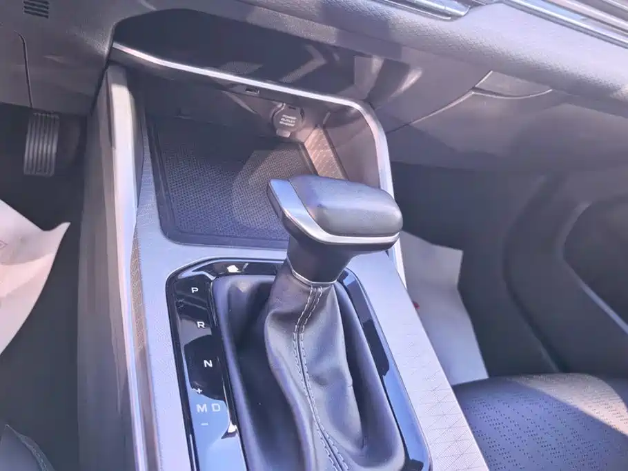 Geely Emgrand — миниатюра 16
