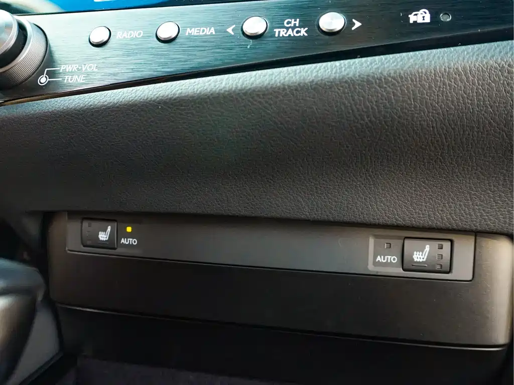Lexus ES — миниатюра 14